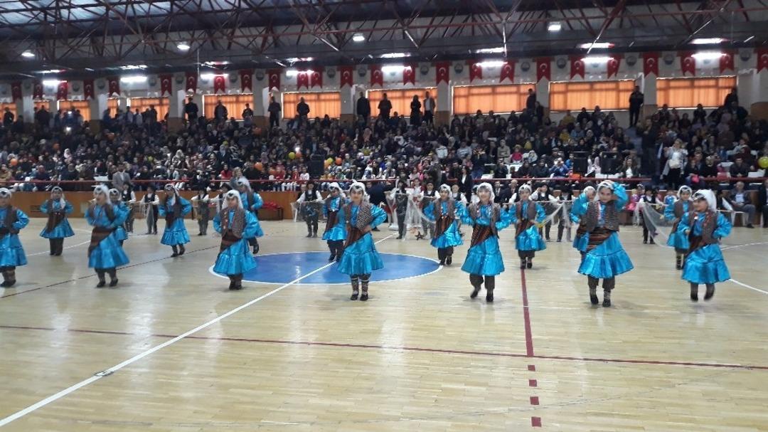 23 Nisan &Ccedil;ocuk Bayramı G&ouml;lbaşı&rsquo;nda coşku ile kutlandı