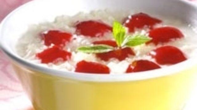 Kiraz Soslu Pirinç Puding