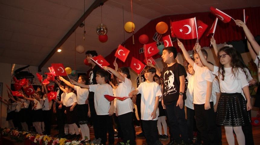 23 Nisan&rsquo;ı coşkuyla kutladılar