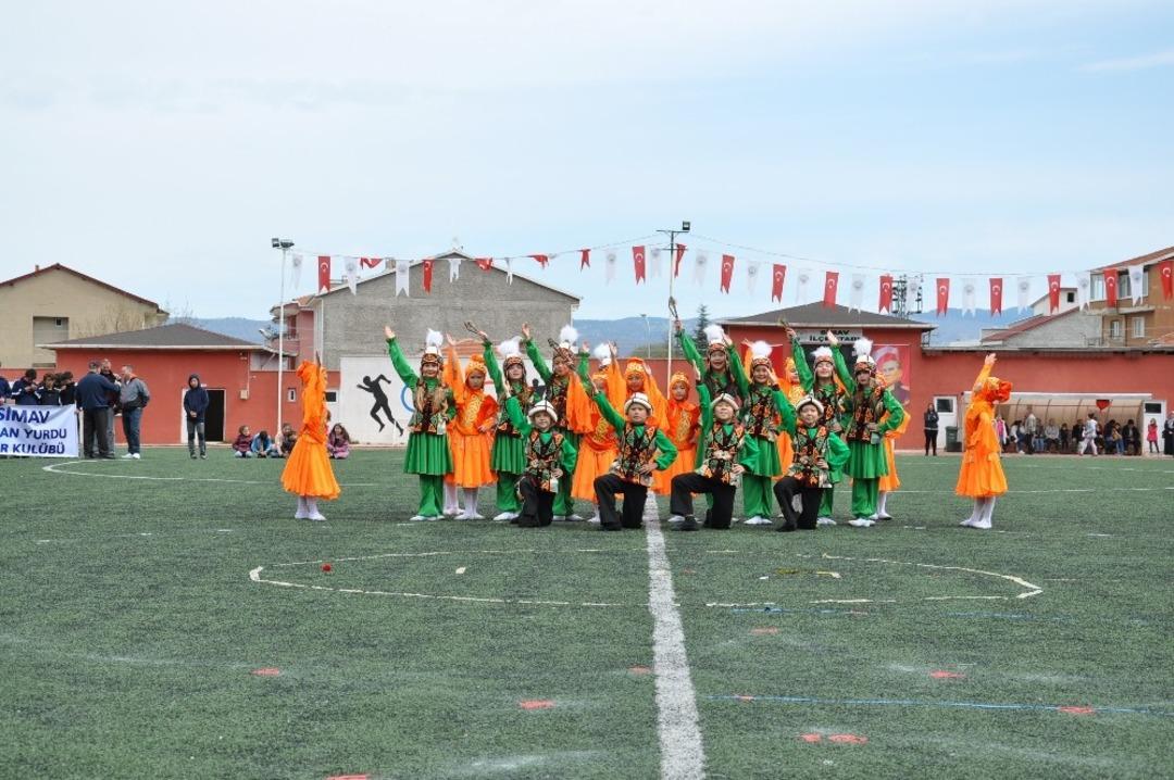 Simav&rsquo;da en renkli 23 Nisan coşkusu