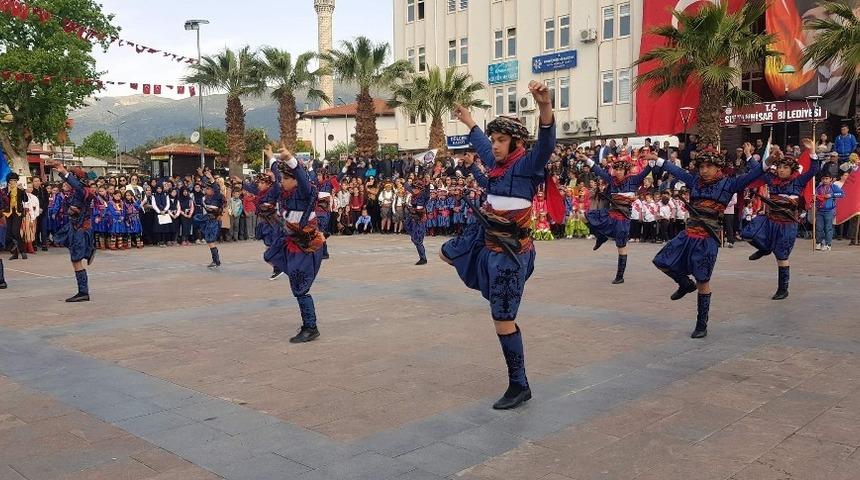 Sultanhisar&rsquo;da 23 Nisan &Ccedil;ocuk Bayramı coşkuyla kutlandı