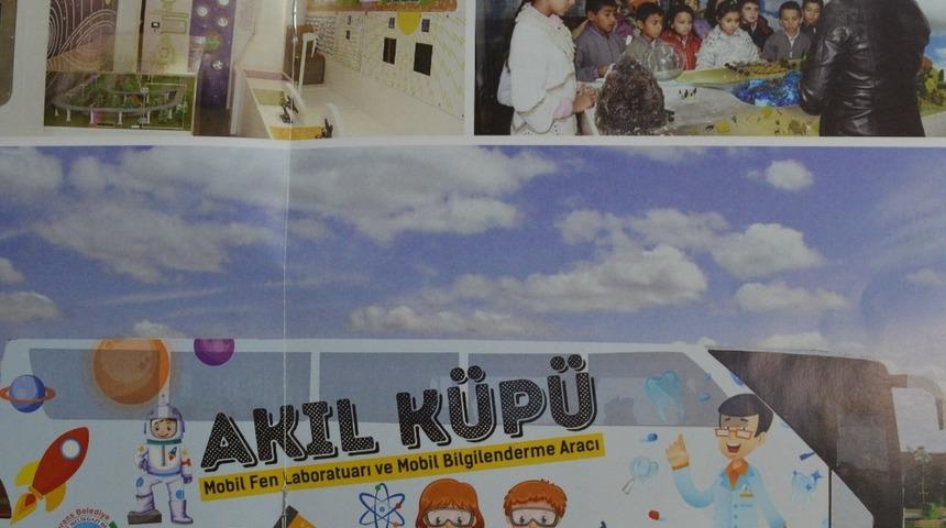 Melikgazi Belediye Başkanı Dr. Mustafa Palancıoğlu, &ldquo;Akıl K&uuml;p&uuml; Bilgilendirme Otob&uuml;s&uuml;; Gelecek yıl 23 Nisan g&uuml;n&uuml; &Ccedil;ocuklarımıza hediyemiz olacak&rdquo;