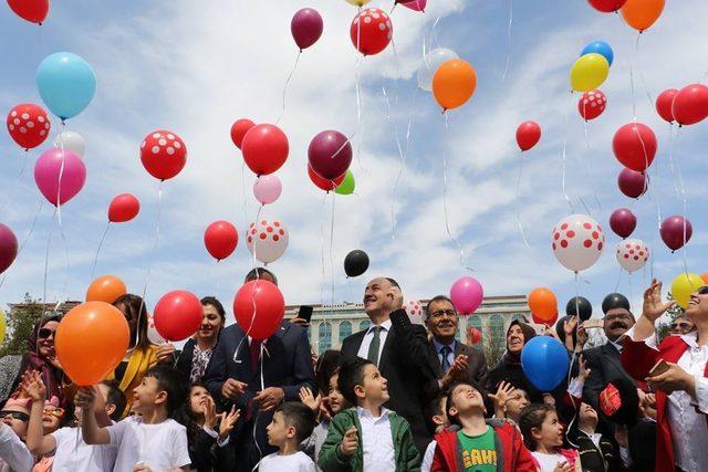 Kırıkkale Belediyesi’nden çocuklara oyun parkuru