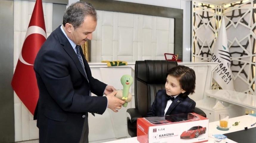 Minik Başkan makamda talimatını verdi