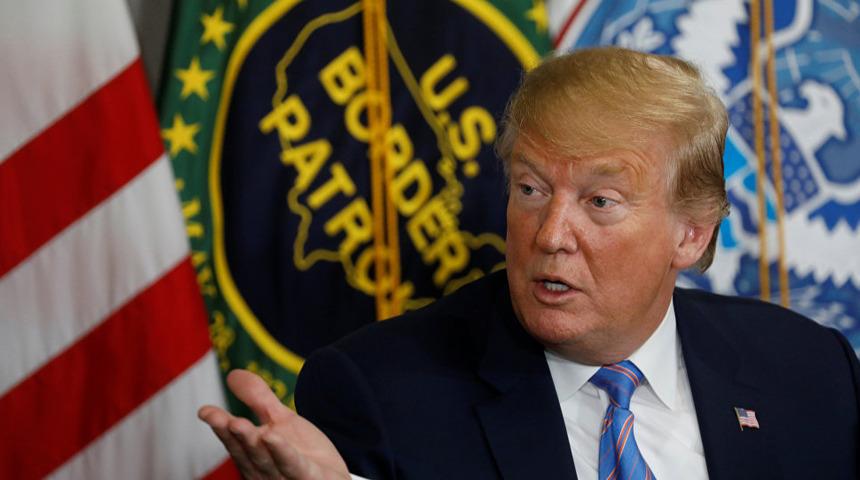 Trump bu kez vize aşımı yapan ülkelere taktı!