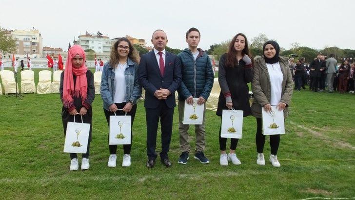 Burhaniye’de 23 Nisan törenlerine ritm gurubu damgasını vurdu G4