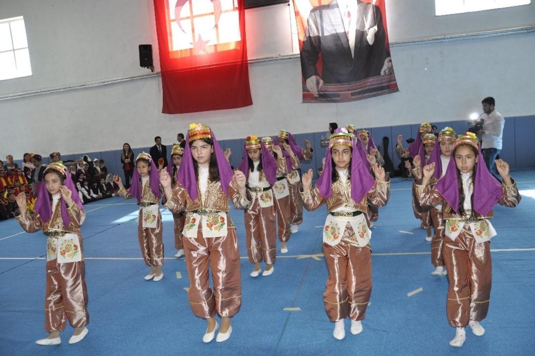 Şuhut&rsquo;ta 23 Nisan coşku i&ccedil;erisinde kutlandı