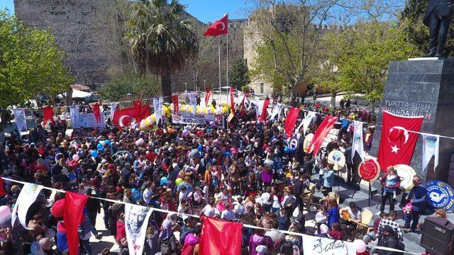 Sinop’ta 23 Nisan kutlamaları