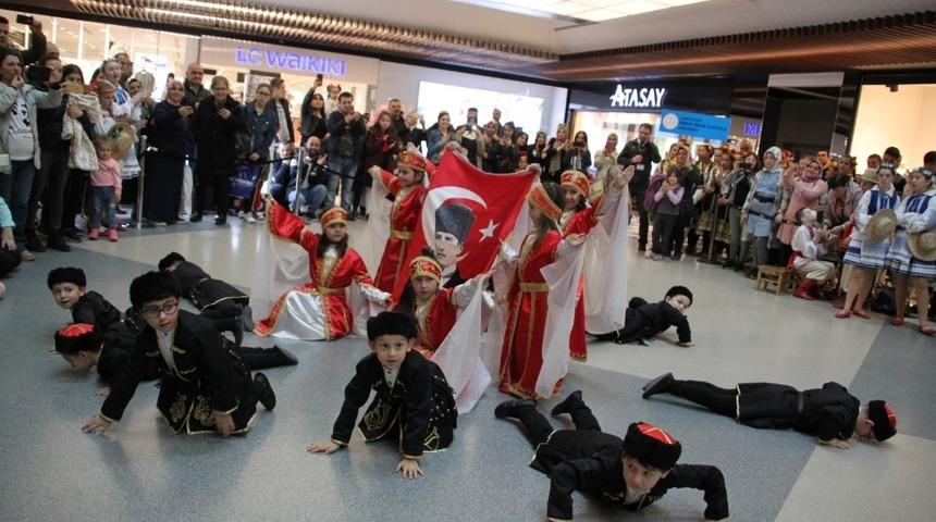 23 Nisan coşkusu 67 Burda&rsquo;da kutlandı