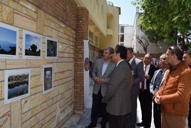 Kuşadası’nda öğretmen ve öğrencilerden anlamlı bağış