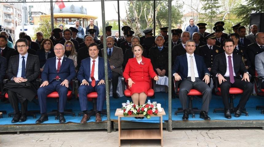 Uşak&rsquo;ta 23 Nisan Ulusal Egemenlik ve &Ccedil;ocuk Bayramı coşkusu