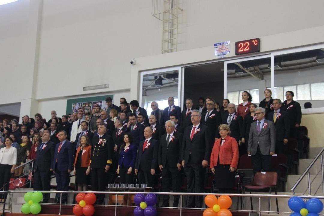 Kdz. Ereğli&rsquo;de 23 Nisan t&ouml;renle kutlandı