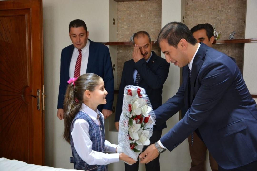 Aşkale&rsquo;de 23 Nisan coşkusu