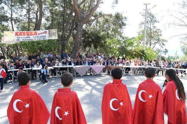 Başkan Esen, çocukların bayram coşkusunu paylaştı