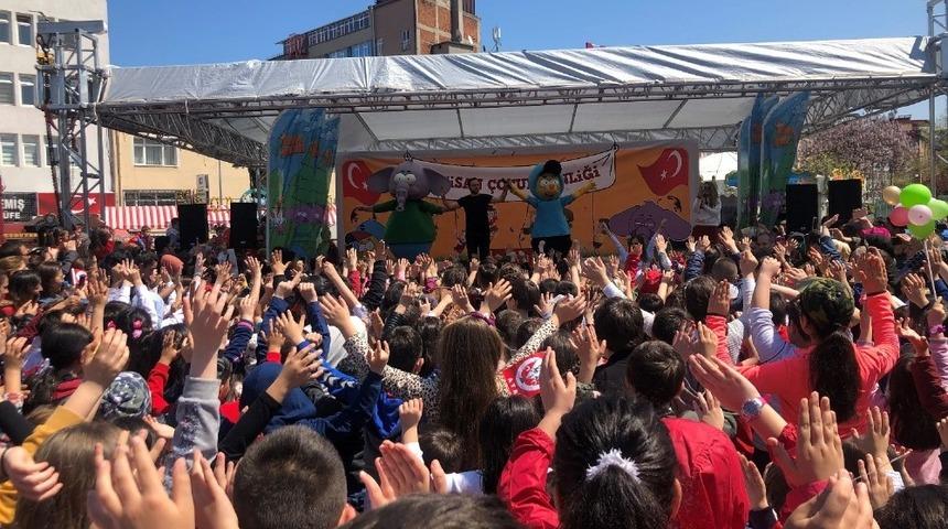 AVM&rsquo;de Kral Şakir coşkusu