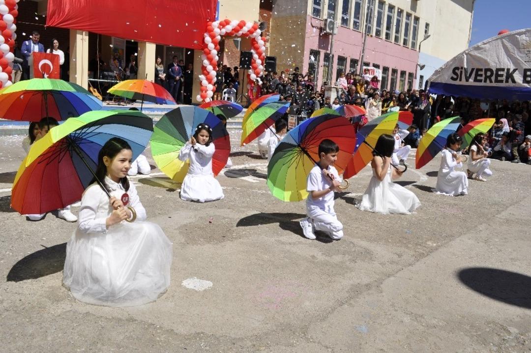 Siverek ve Birecik&rsquo;te 23 Nisan coşkusu