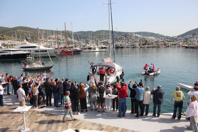 Kadın yelkencilerden Bodrum'dan Samsun'a 'Barış Seyri'