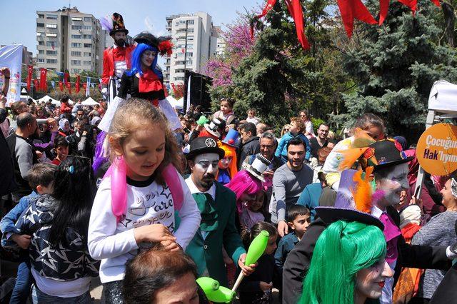 Kadıköy 23 Nisan’da rengarenk oldu