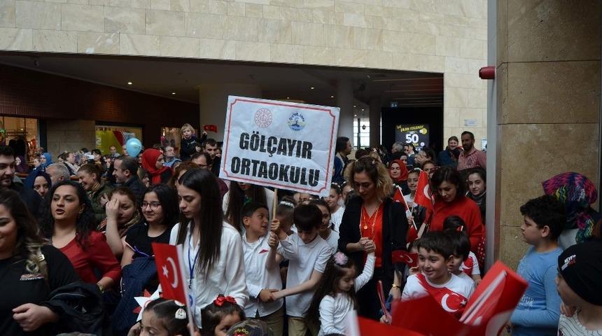 Forum Trabzon&rsquo;da 23 Nisan coşkusu