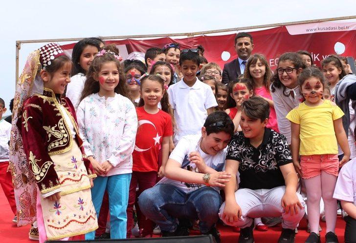 Kuşadası Belediyesinden 3 ayrı noktada çocuk şenliği G5