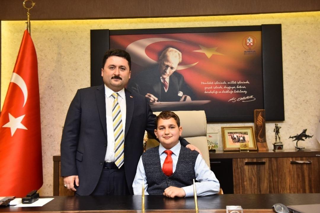 Altıeyl&uuml;l&rsquo;de makam Can Adal&rsquo;ın