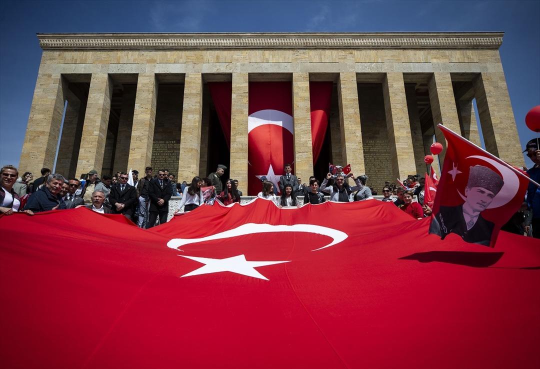 23 Nisan Ulusal Egemenlik ve &Ccedil;ocuk Bayramı'ndan renkli g&ouml;r&uuml;nt&uuml;ler