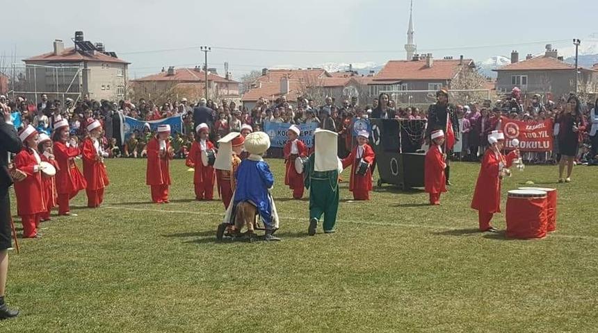 Bolvadin&rsquo;de 23 Nisan coşkusu