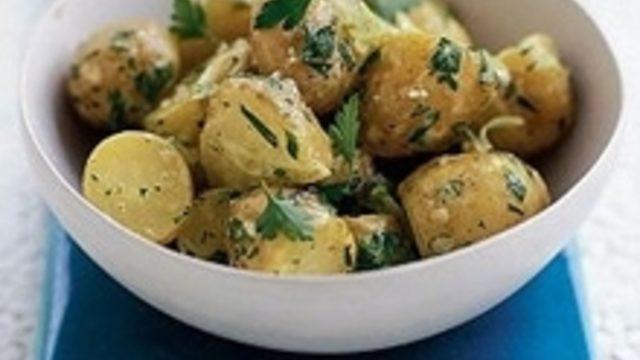 Tahinli Patates Salatası