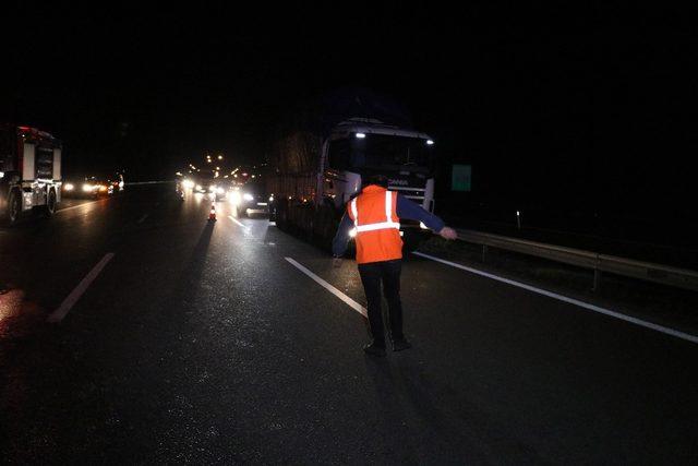 Bolu TEM otoyolunda tır kazası: 1 yaralı