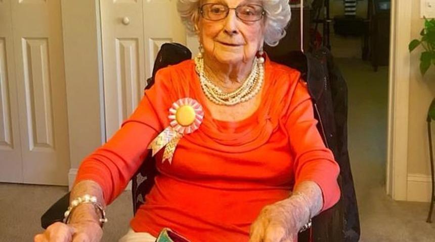 109 yaşındaki kadın sağlığını bakın neye bor&ccedil;lu!