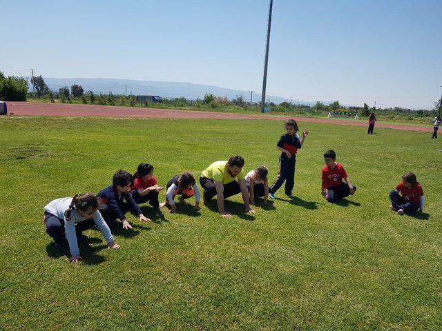 Aydın MY Kolej 23 Nisan’ı doyasıya kutladı