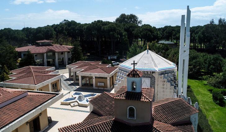  3'ü de aynı bahçede! Gören turistler şaşıp kalıyor G3