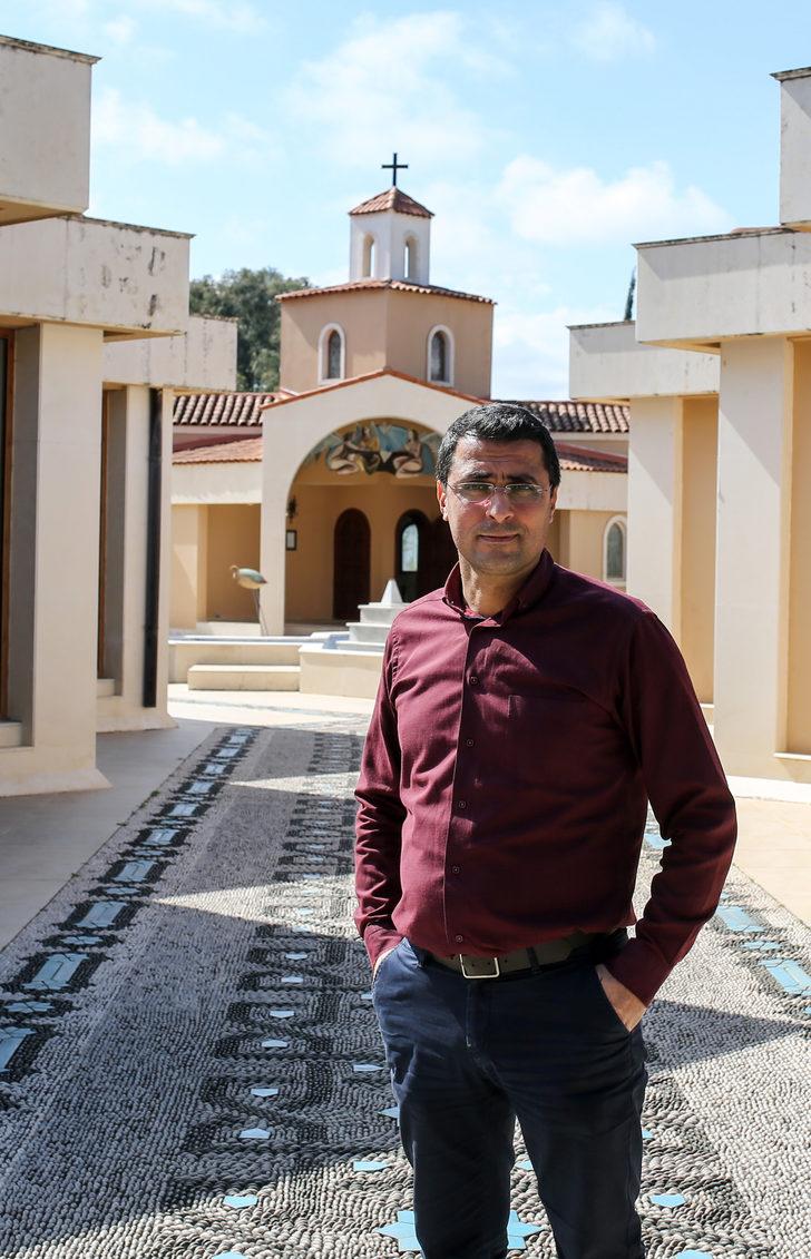  3'ü de aynı bahçede! Gören turistler şaşıp kalıyor G4