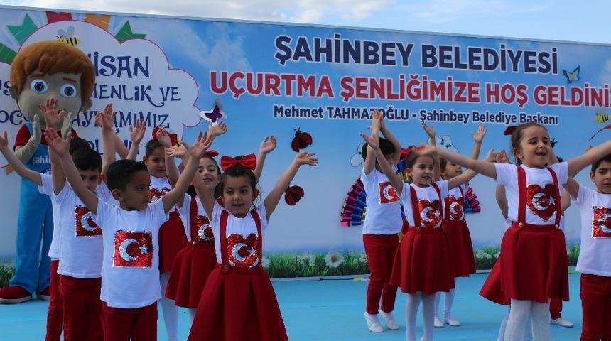 Şahinbey’de çocuklar uçurtma şenliğinde buluştu