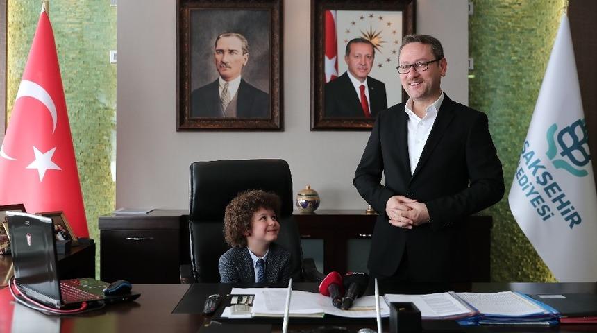 Sultangazi&rsquo;de 23 Nisan Coşkusu