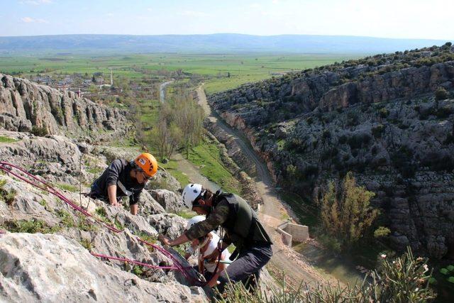 GAÜN’lü dağcılar Köklüce Kalyonu’nda