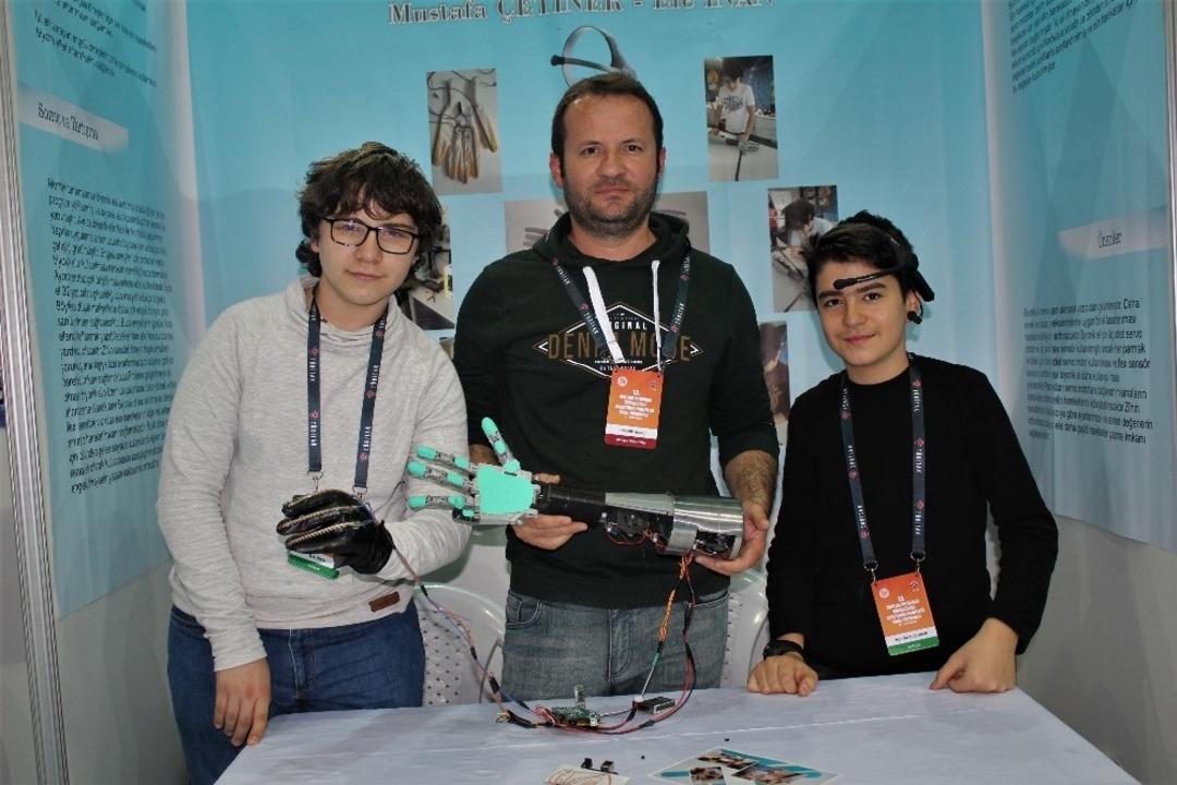 Kolu olmayan halasından etkilendi "Biyonik Kol" yaptı