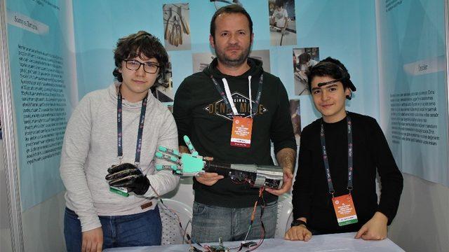 Kolu olmayan halasından etkilendi Biyonik Kol yaptı