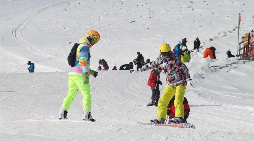 Erciyes son 4 yılın en uzun kayak sezonunu ge&ccedil;iriyor 