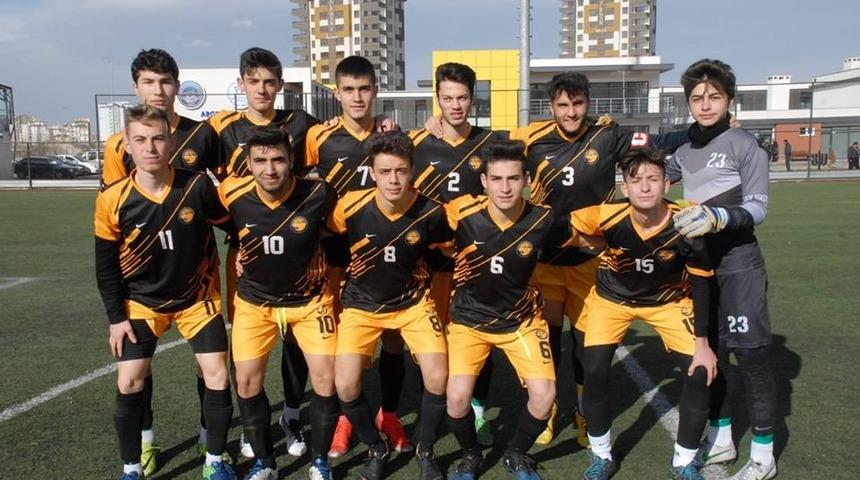 Talasg&uuml;c&uuml; Belediyespor Kahramanmaraş, Kocasinan Şimşekspor ise Mersin Grubunda m&uuml;cadele edecek