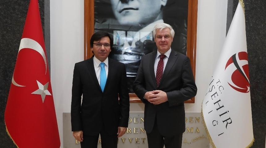 Vali Vekili Avşarbey, Almanya&rsquo;nın İstanbul Başkonsolosu Reiffenstuel&rsquo;i kabul etti