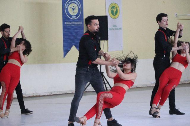 Toros Üniversitesi’nde Bahar Şenlikleri başladı