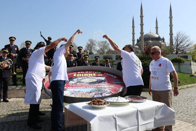 Edirneli ciğerciler Nusret'i festivallerine davet etti
