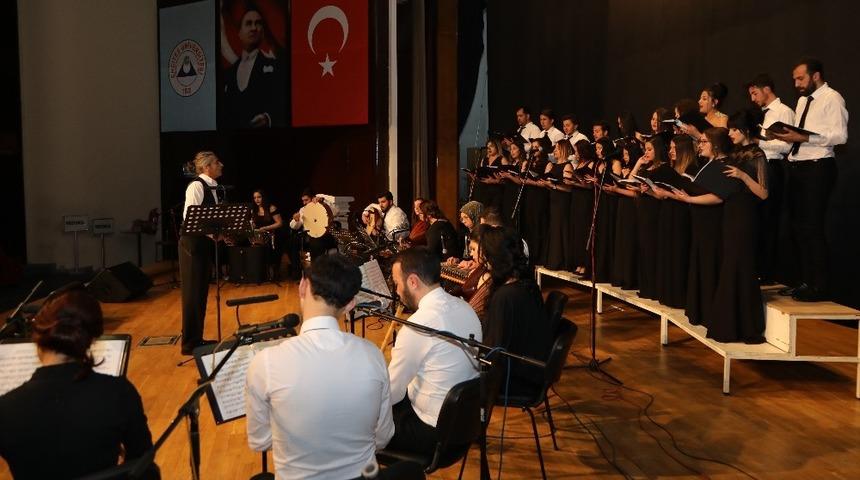 ER&Uuml;&rsquo;de Meslevi Bestek&acirc;rlar Konseri D&uuml;zenlendi