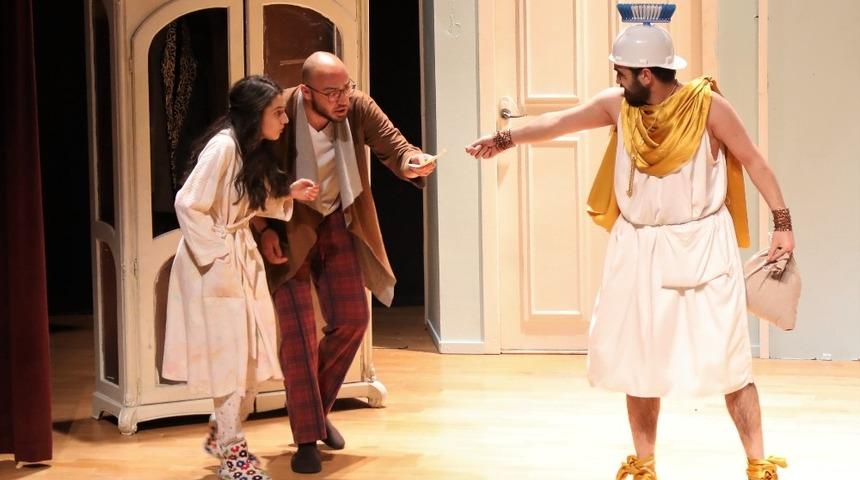 ER&Uuml;&rsquo;de 3. Ulusal Erciyes Tiyatro Festivali Başladı