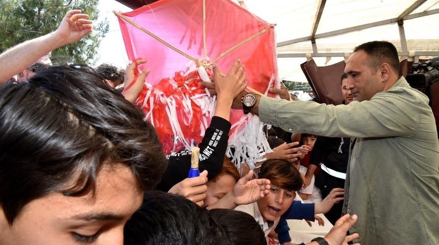 Toroslar&rsquo;da &ccedil;ocuklar &rsquo;&Ccedil;ocuk Şenliği&rsquo;nde buluştu