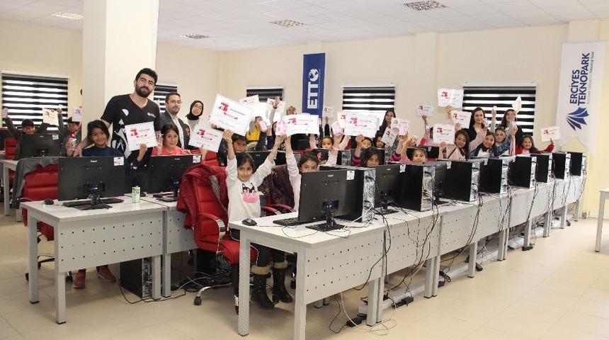 Erciyes Teknopark&rsquo;ta 23 Nisan Sevinci Yaşandı