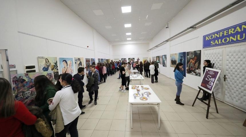 Resim &ouml;ğretmenliği &ouml;ğrencilerinden "Ana Sanat At&ouml;lye" sergisi