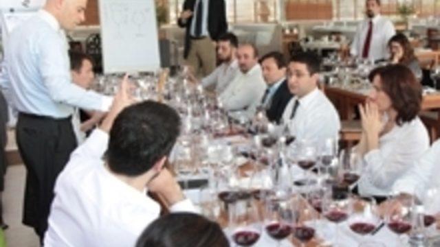 Türk Şarapları Kadehini Kaldırıyor