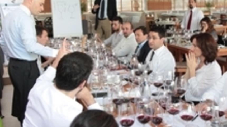 Türk Şarapları Kadehini Kaldırıyor